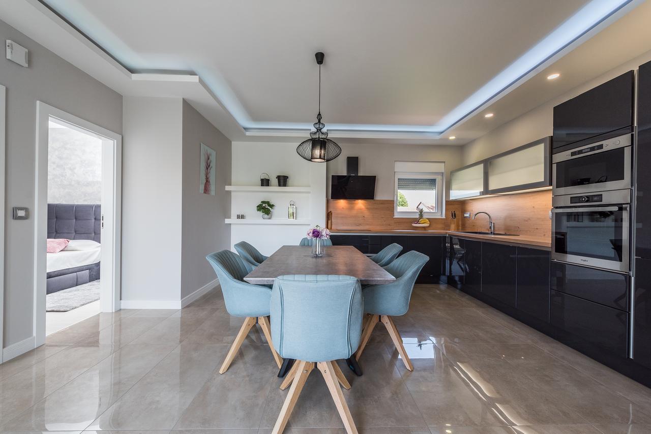Luxury Apartments Marija Sukošan Buitenkant foto